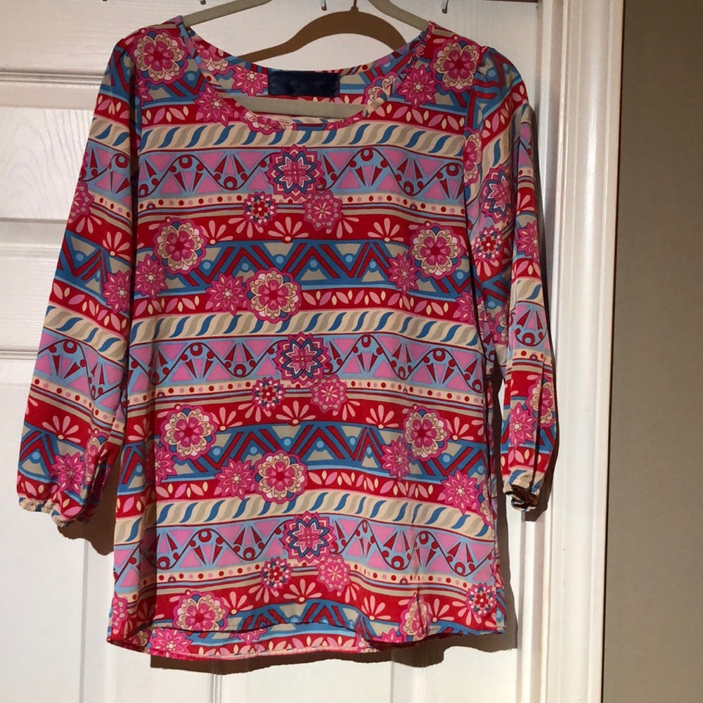 Fun , colorful blouse.  Sz Small